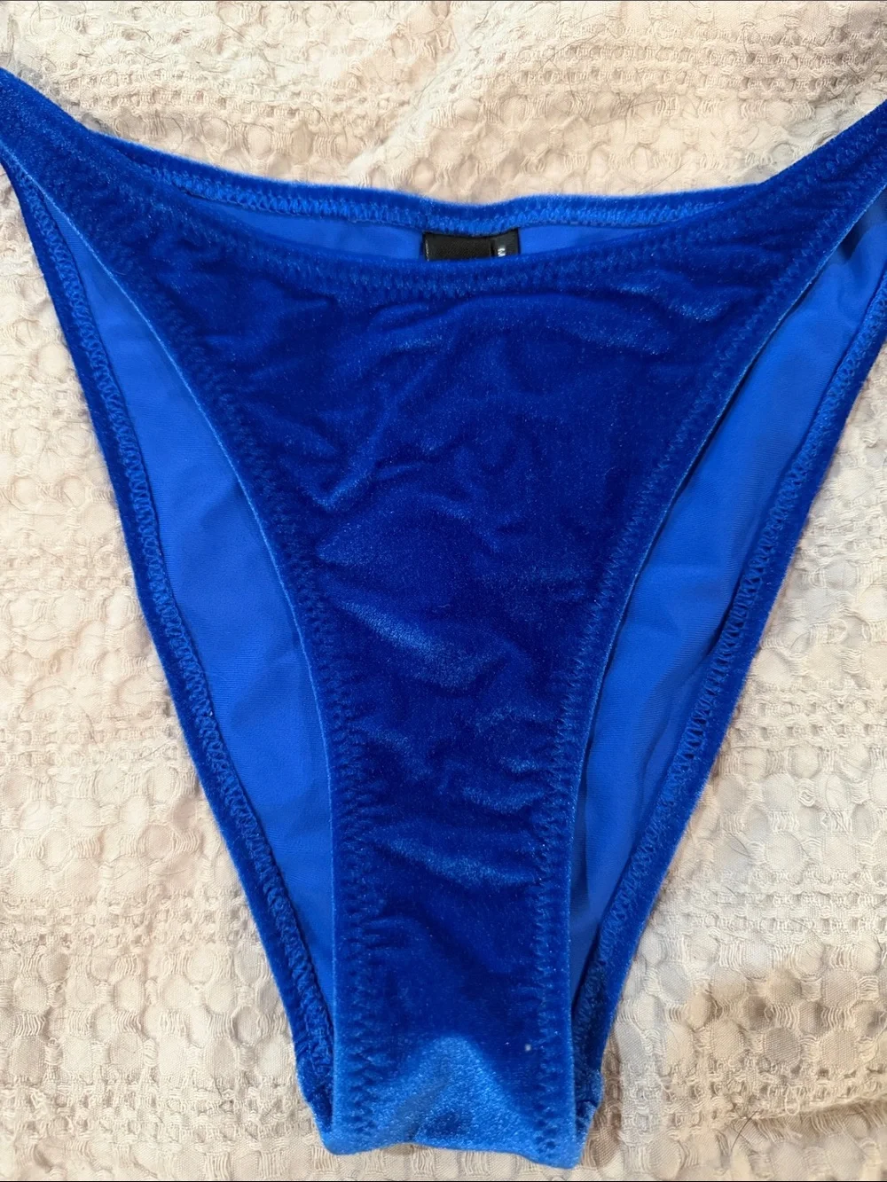 triangl swimwear Royal Blue Velvet Triangle Tie Bikini